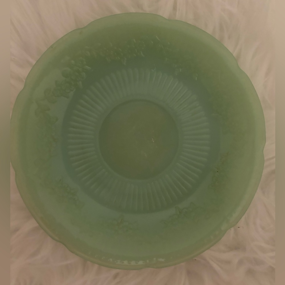 1945-49 Jadeite Alice Vintage Fire King Oven Glass Saucer